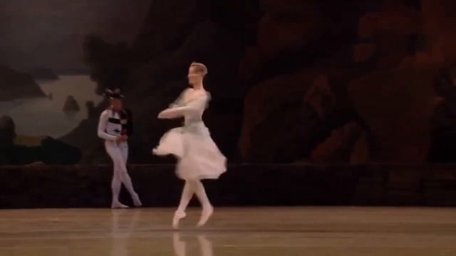 П.И.Чайковский "Па де труа" "Лебединое озеро"    Мариинский театр 2013 смотреть онлайн