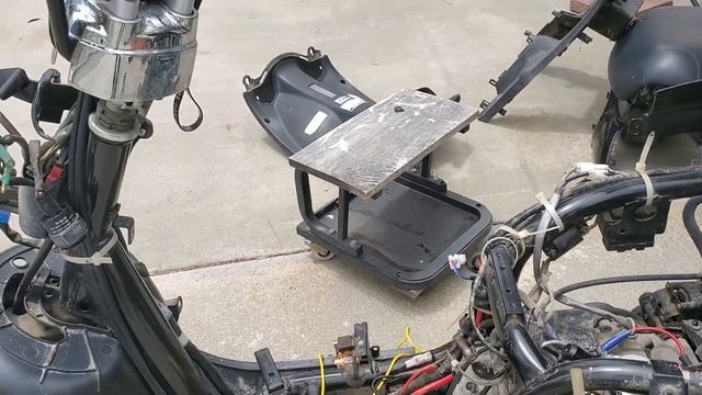 Yamaha Vino 125 Rehab First Start YJ125 Scooter смотреть онлайн