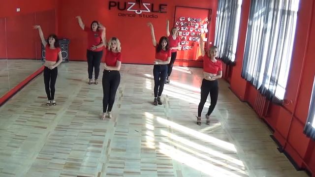 Bachata Lady style by Anastasia Barabash смотреть онлайн