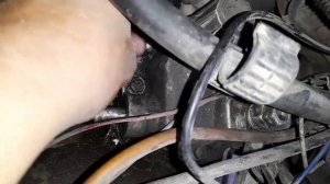 Вот как  отрегулировать и зафиксировать кулису коробки передач в салоне.Опель Вектра а 1.6