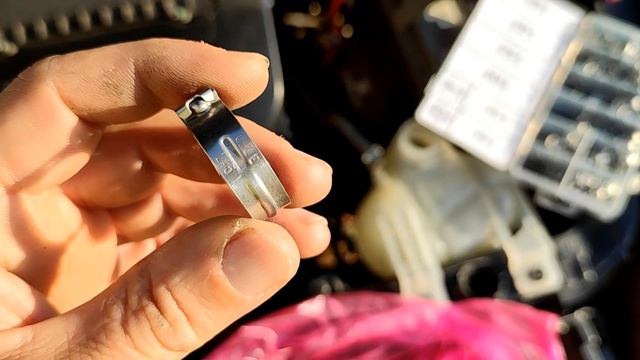 Fiat Grande Punto 1.3 Multijet, Change Coolant (antifreeze) & Cleaning Expansion (coolant) Tank