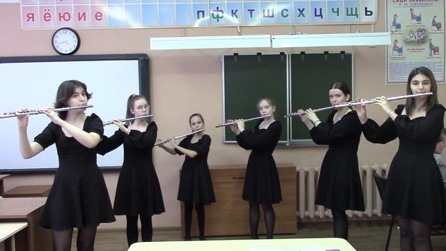 Глюк "Менуэт", Попп "Болтушки". Ансамбль флейт "DOLCE", конц. Петрова Т. А. смотреть онлайн