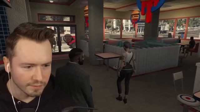 GTA 5 - ICH habe ein ROBOTER MÄDCHEN gefunden!😱🤖 смотреть онлайн