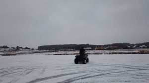 Дрифт на квадроцикле зимой
