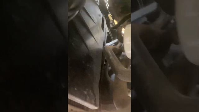 how to change oil and oil filter in your Ford Fiesta MK7 смотреть онлайн