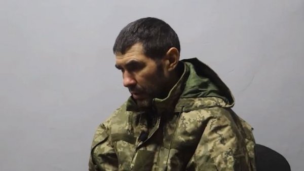 L'Ukrainien a raconté comment il avait été envoyé au combat.