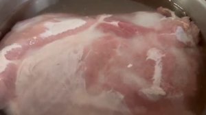 Какой ужас!!?Свинина имеет неприятный запах!?Что делать??