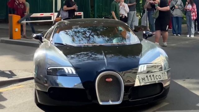 Bugatti veyron in Moscow (1 500 000€) смотреть онлайн