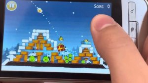 Angry Birds Seasons Free (iOS, Version 1.4.0, Android Port) on my LG Optimus C (Android 2.2.1) - 1