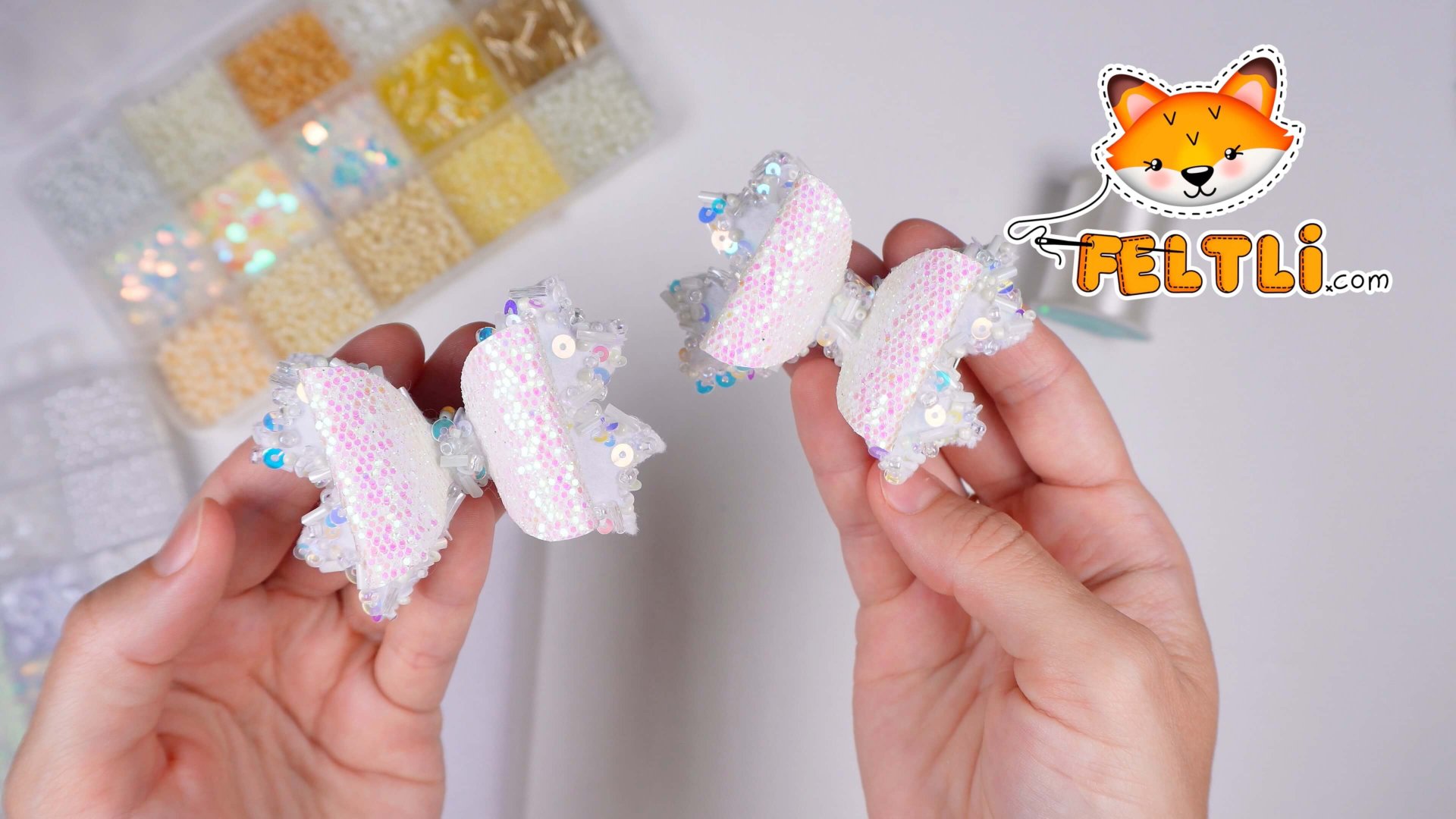 Красивые БАНТИКИ из фетра на 1 сентября своими руками / Как сделать бантик из фетра? смотреть онлайн