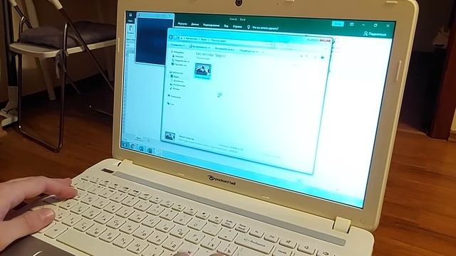 Ноутбук Packard Bell EasyNote TS44-SB смотреть онлайн
