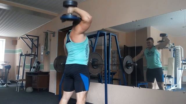 Стероидмена рекорд снят! моим подходом )) Французский жим гантелью иза головы 24 Х12 смотреть онлайн