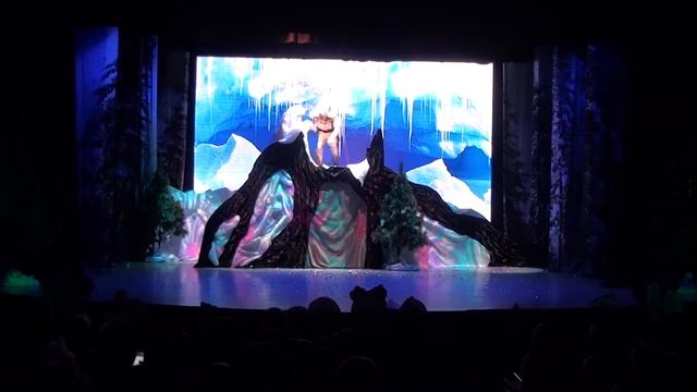 Новогодняя сказка "День рождения снегурочки" 2018 года смотреть онлайн