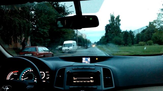 Лошади гуляют по Могилеву смотреть онлайн