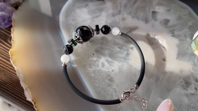 Браслет из Агата, Селенита и Гематита смотреть онлайн