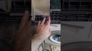 Ремонт протечки посудомоечной машины.