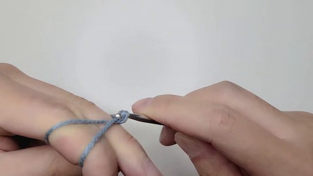 How to Crochet - Magic Ring (MR) смотреть онлайн