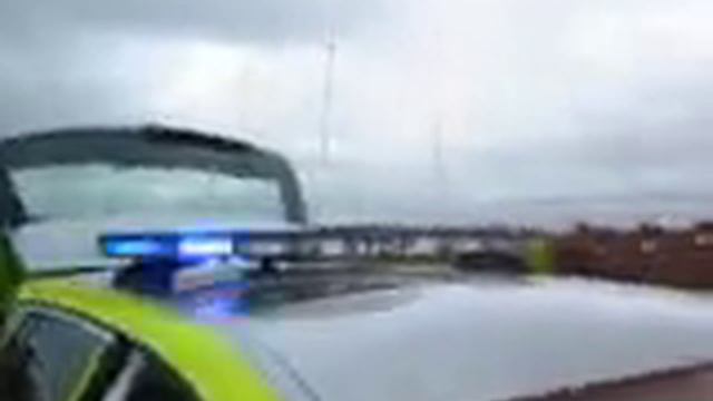 Wiltshire police BMW 5 series RPU lights смотреть онлайн