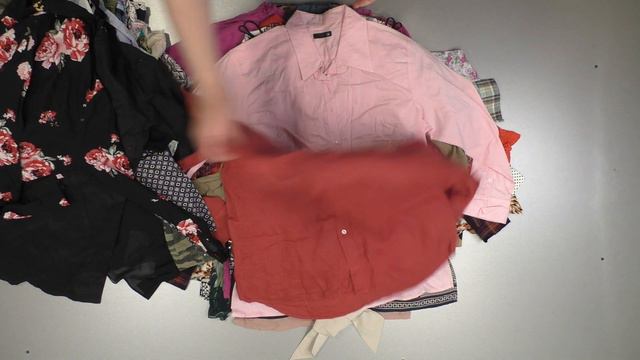 Лот 1016 Блузки крем+экстра (8,4 кг, 64 шт, 6400 руб, 100 руб шт) смотреть онлайн