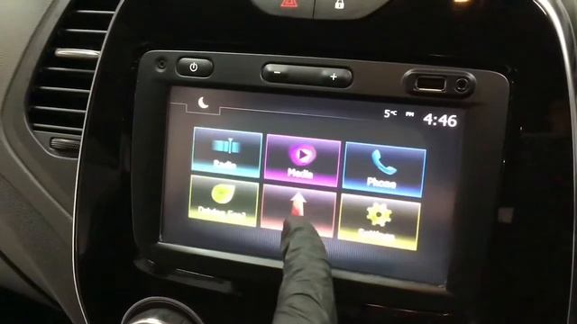 RENAULT CAPTUR 1.5 dCi Dynamique S Nav (start/stop) смотреть онлайн