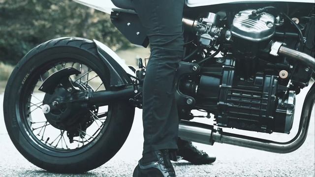 Honda CX500 Cafe Racer Build #caferacer #CX500 #custombikes #bikeshed #racertv #honda #Designs смотреть онлайн