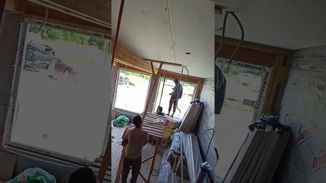 монтаж гипсокартона к потолку смотреть онлайн