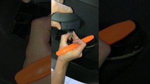 Снятие обшивки задней двери Opel Astra J 2012 рестайлинг