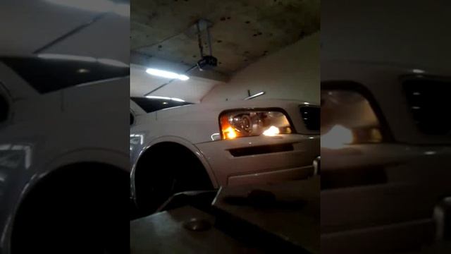 XC90 Headlamps washers смотреть онлайн