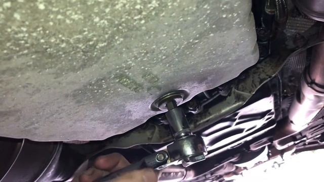 Maserati Granturismo Oil Change смотреть онлайн