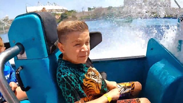 Roma and Diana Family Trips during the School Holidays / Fun Summer Stories смотреть онлайн