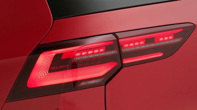 2021 Volkswagen Golf GTI studio footage смотреть онлайн