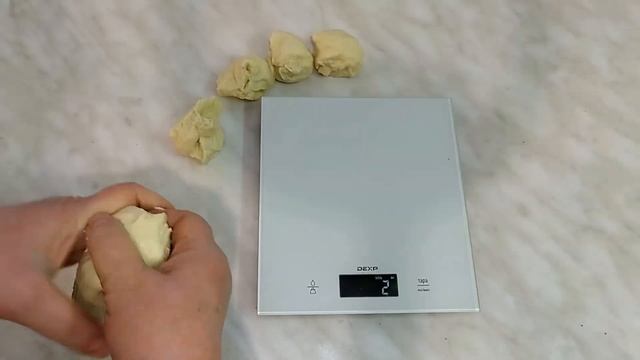 Сосиски в тесте как в детстве. Это идеальный перекус на бегу. смотреть онлайн