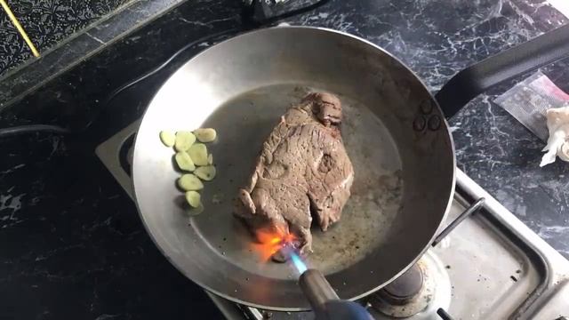 Говяжий стейк в сувиде