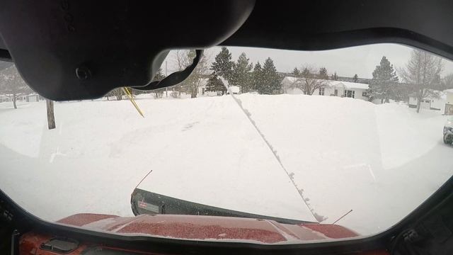 Plowing Snow with the Kawasaki Mule Pro FXR and the Choko Snowmobile Lift смотреть онлайн