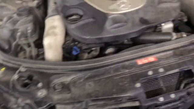 Почему не светит линза дальнего света на Mercedes 221? смотреть онлайн