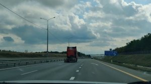 Едем к морю на машине из Московской области. Отпуску быть! В дороге решаем куда ехать)