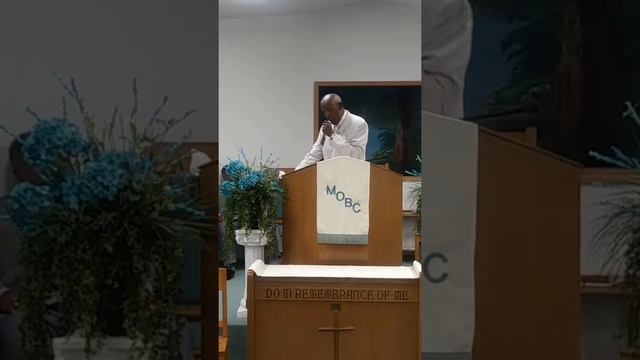 Rev. Douglas Robinson(2) смотреть онлайн