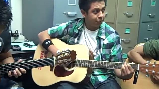 Joe Jonas - I Gotta Find You (3-way) смотреть онлайн