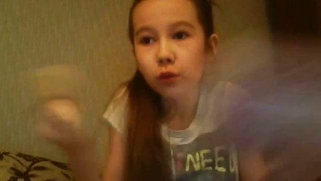 Как сделать из цветной бумаги и картона кровать для Монстр Хай смотреть онлайн