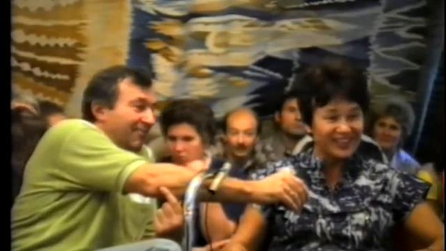 Мигрень. Головная боль 30 лет. Жена дипломата смотреть онлайн