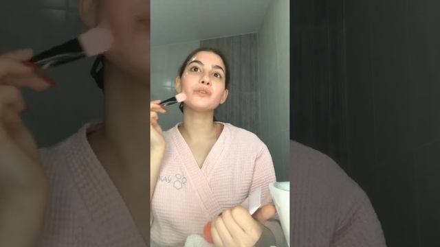 Вечерний уход с розовой маской и натуральной линейкой? смотреть онлайн