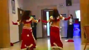 Песня смех у ёлочки