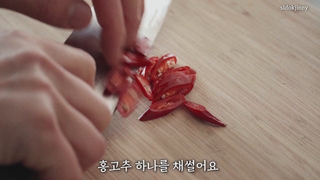 SUB)야외에서 먹는 저녁/ 아침혼밥/홈캠핑요리 /홈바베큐 / 살림템 / 살림브이로그 смотреть онлайн