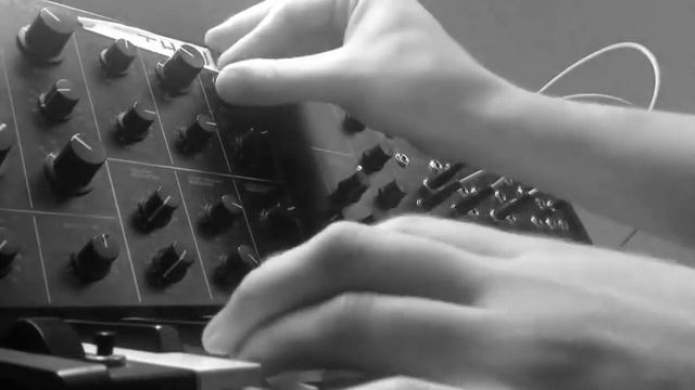 KORG MS-20 Mini Improvisation. смотреть онлайн