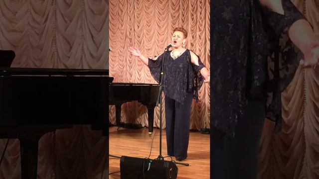 «Пусть не меркнут огни ваших радостных глаз» Ольга Алампиева смотреть онлайн