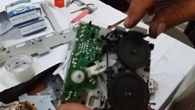 Manuntenção do Tape Deck, toca fitas Sony LBT-A390 e LBT-A495 смотреть онлайн