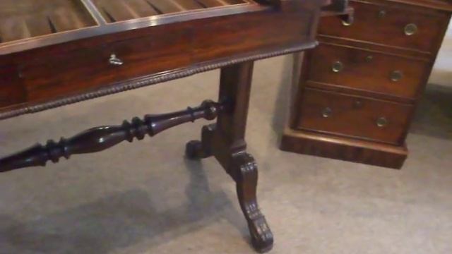 William IV rosewood backgammon/games table смотреть онлайн