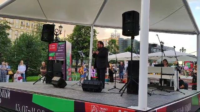 Э.Куртис. Не плач. тенор- Олег Полпудин. смотреть онлайн