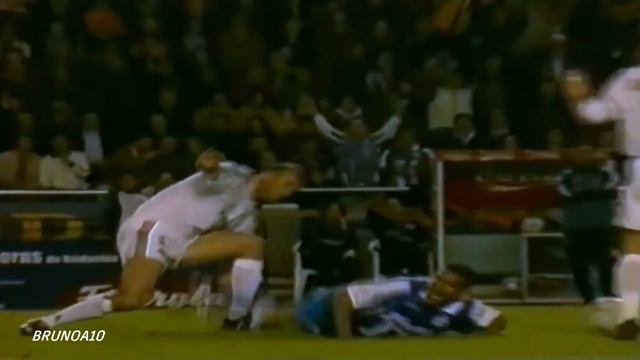 Djalminha vs Zidane смотреть онлайн