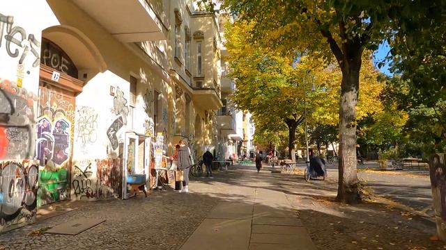 Walk in Kreuzberg Berlin. Markthalle Neun in Kreuzberg. Best places of Berlin. Berlin city tour смотреть онлайн